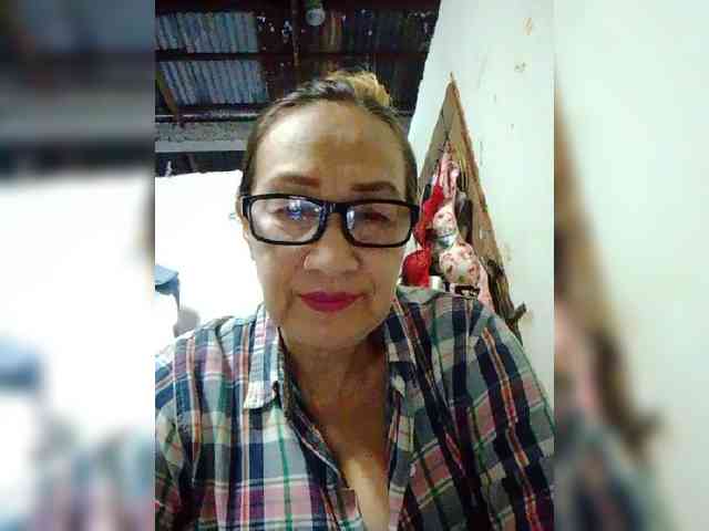 cherrywhite03 webcam