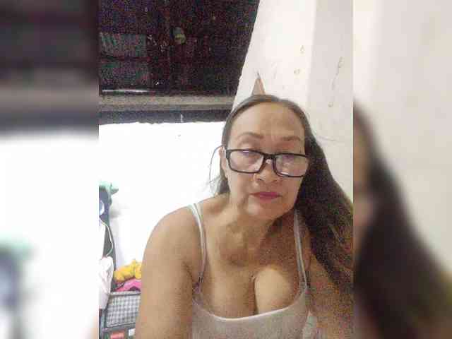cherrywhite03 webcam