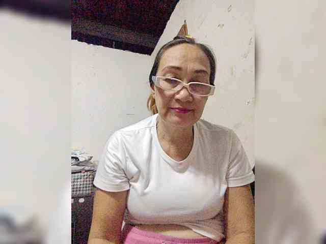 cherrywhite03 webcam