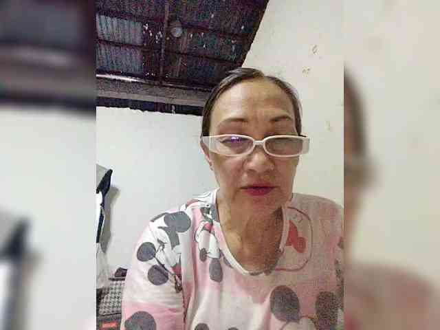 cherrywhite03 webcam