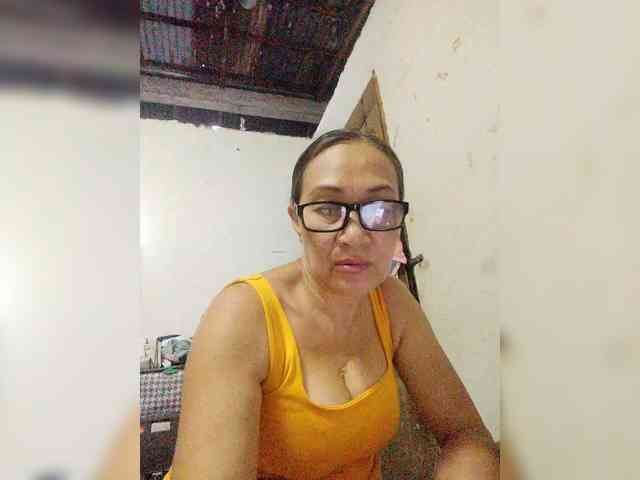 cherrywhite03 webcam