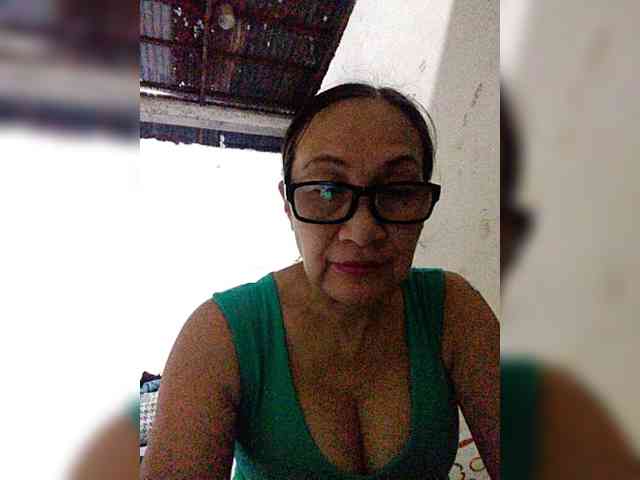 cherrywhite03 webcam