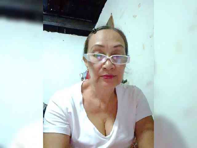 cherrywhite03 webcam