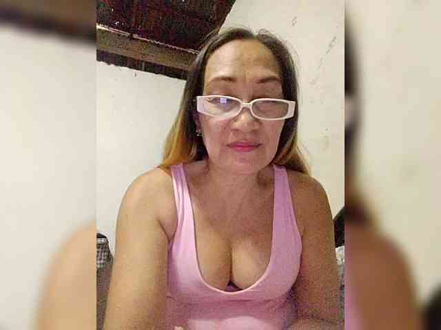 cherrywhite03 webcam