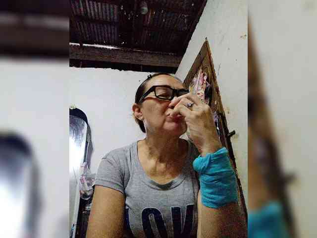 cherrywhite03 webcam