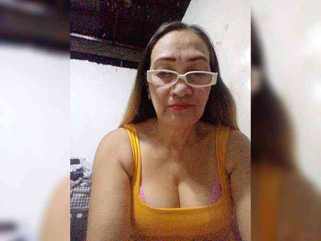 cherrywhite03 webcam