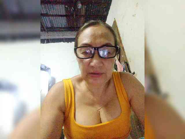cherrywhite03 webcam