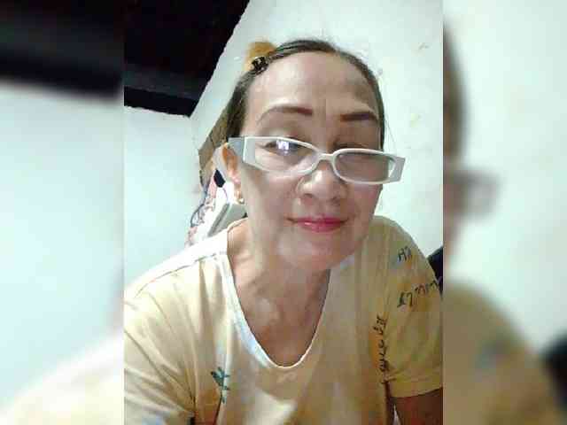 Model: cherrywhite03