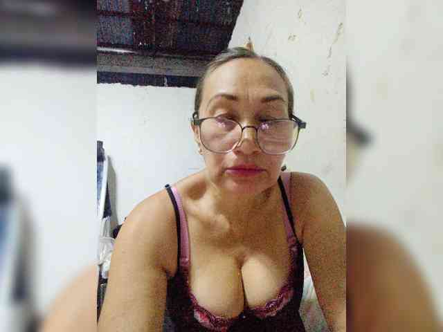 chat xxx Cherrywhite03