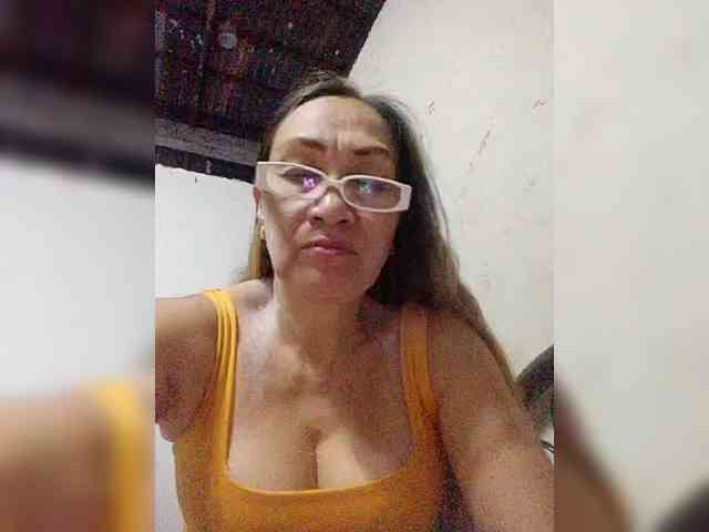 cherrywhite03 webcam