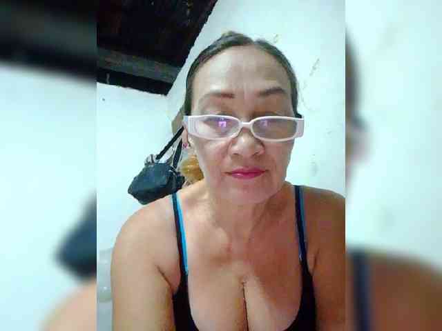 cherrywhite03