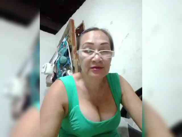 cherrywhite03 webcam