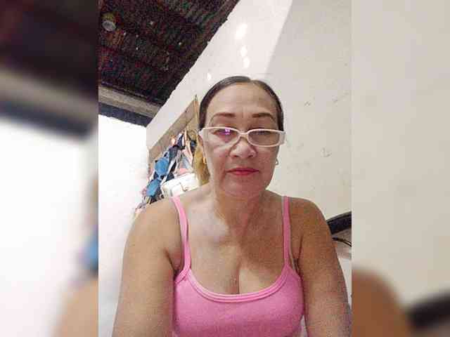 cherrywhite03 webcam