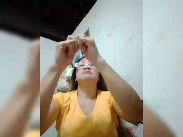 cherrywhite03 webcam