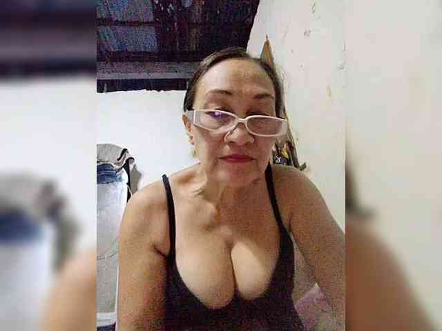 cherrywhite03 webcam