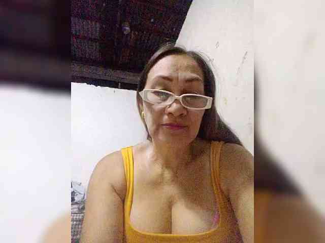 cherrywhite03 webcam