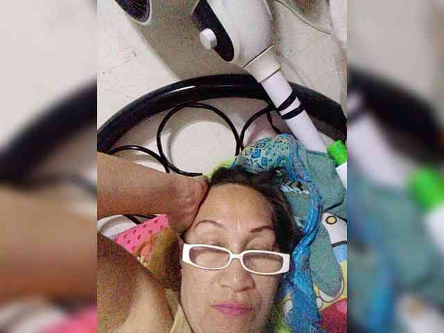 cherrywhite03 webcam