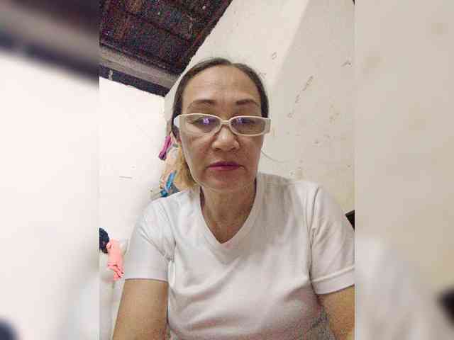 cherrywhite03 webcam