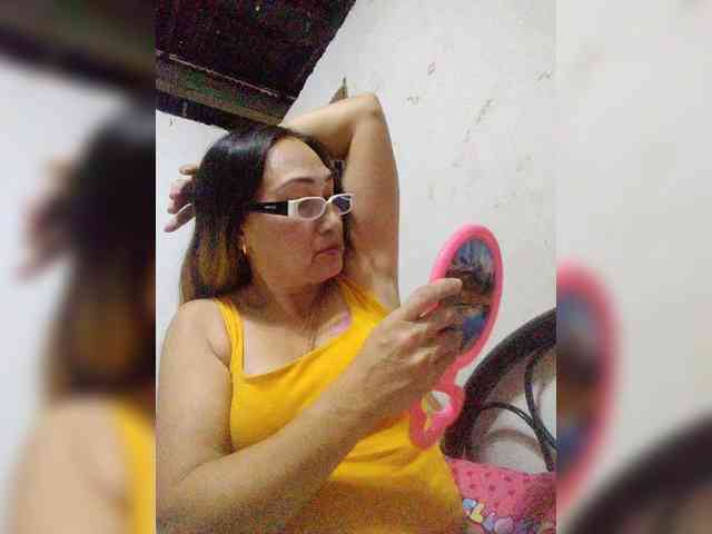 cherrywhite03 webcam