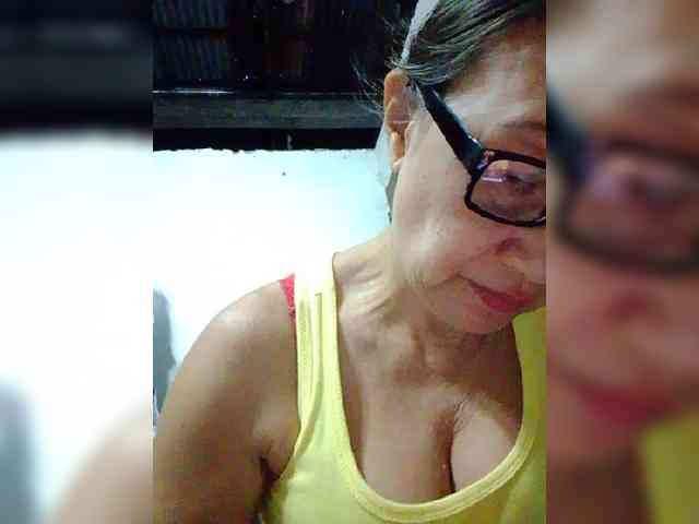 cherrywhite03 webcam