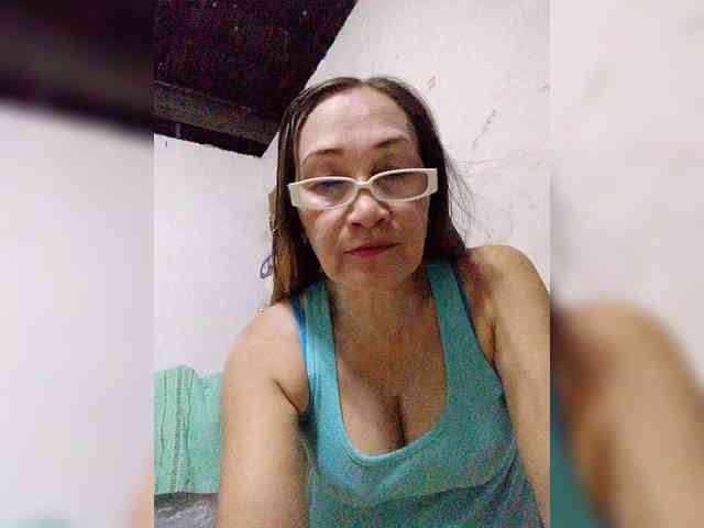 cherrywhite03 webcam