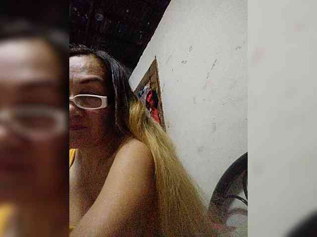 cherrywhite03 webcam