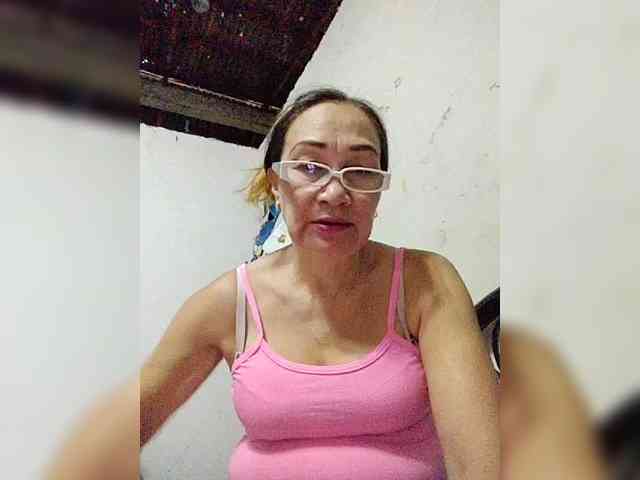 cherrywhite03 webcam