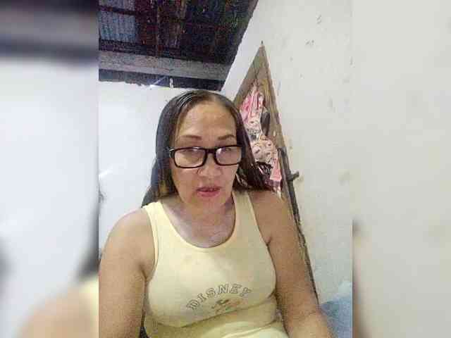 cherrywhite03 webcam