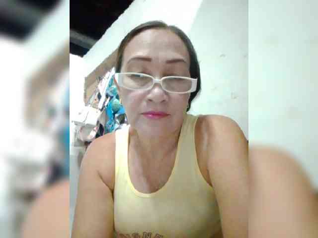 cherrywhite03 webcam