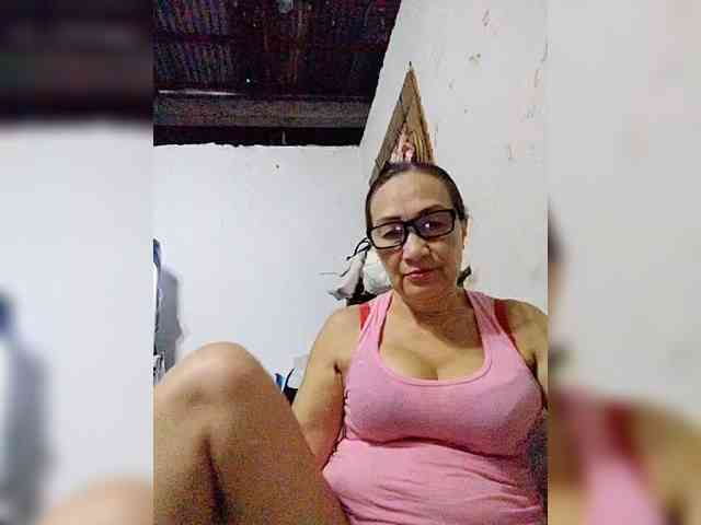 cherrywhite03 webcam