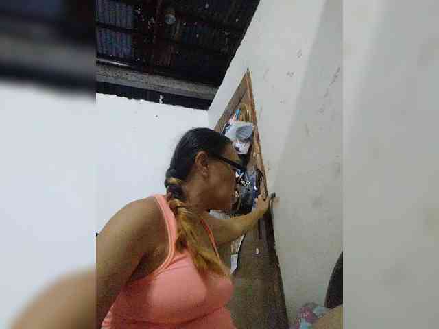 cherrywhite03 webcam
