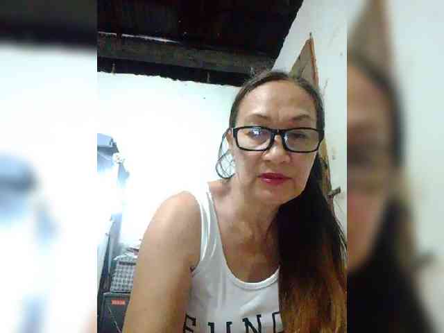 cherrywhite03 webcam