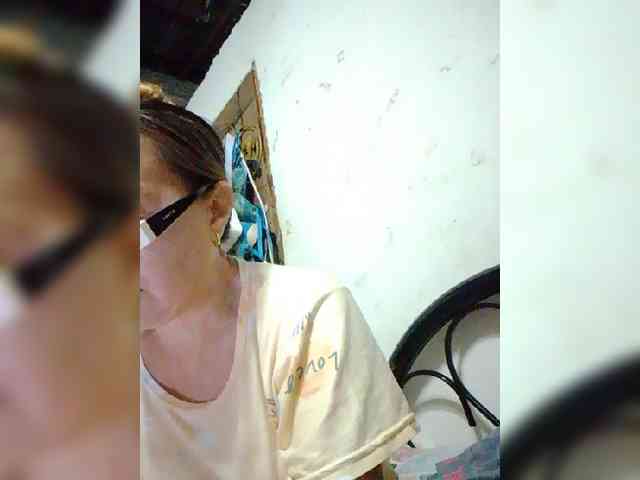 cherrywhite03 webcam