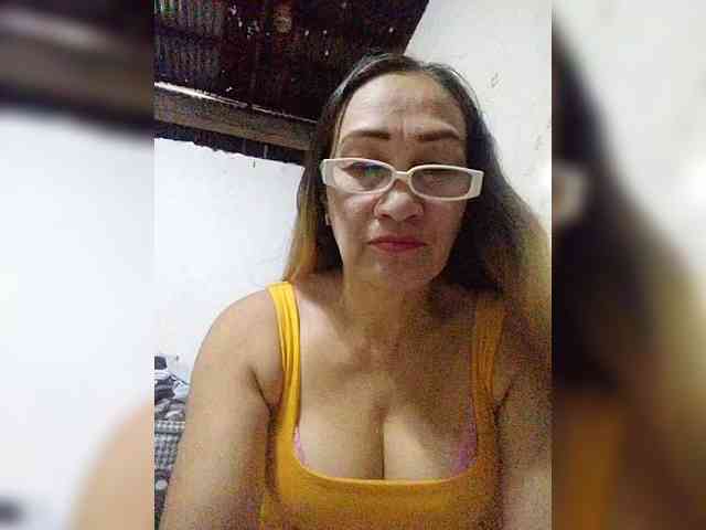 cherrywhite03 webcam