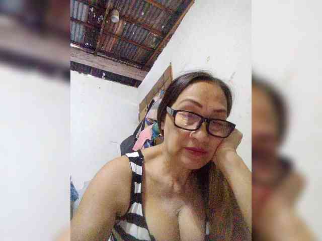 cherrywhite03 webcam