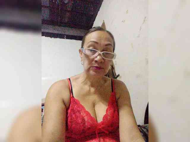 cherrywhite03 webcam