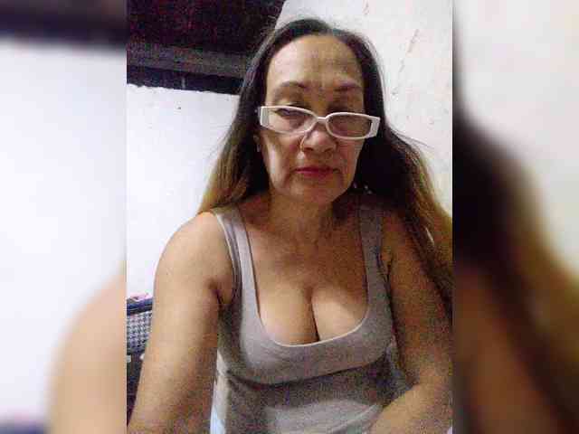 cherrywhite03 webcam