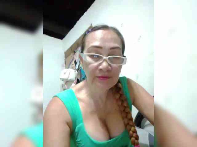 cherrywhite03 webcam