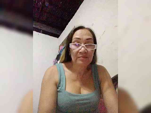 cherrywhite03 webcam