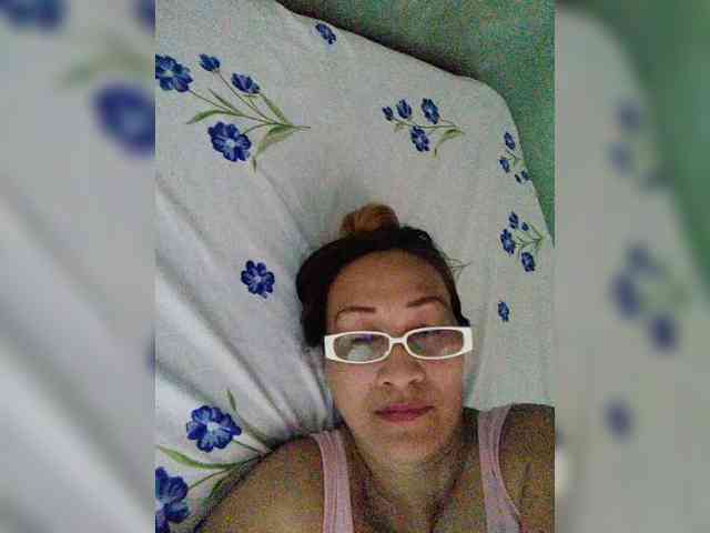 cherrywhite03 webcam