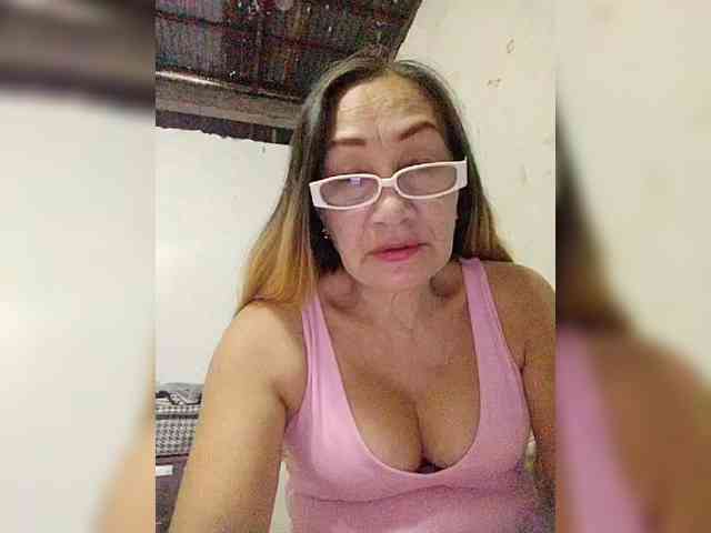 cherrywhite03 webcam