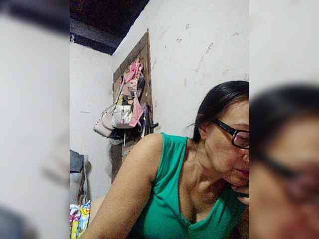 cherrywhite03 webcam