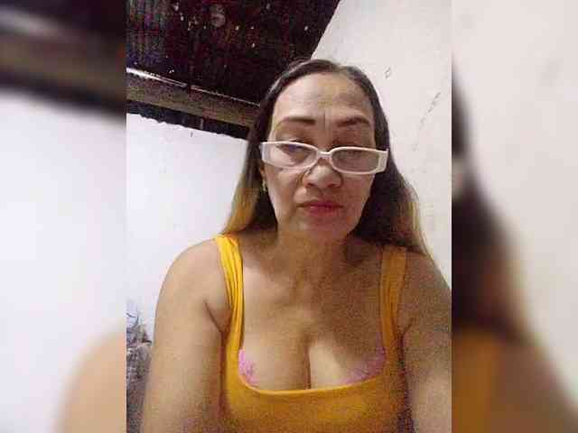 cherrywhite03 webcam