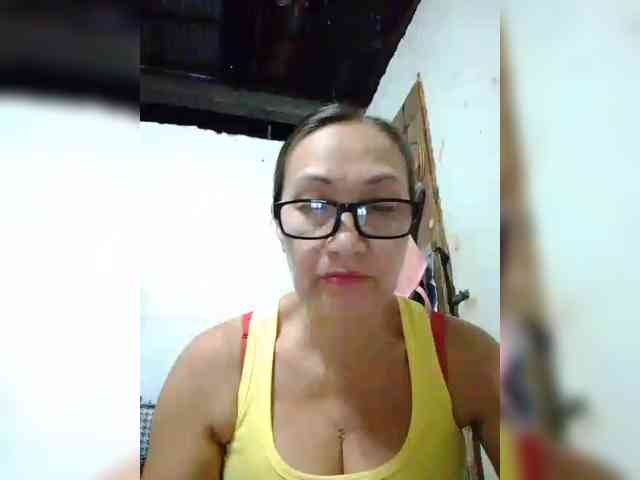 cherrywhite03 webcam
