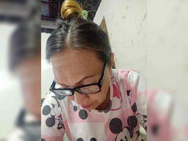 cherrywhite03 webcam