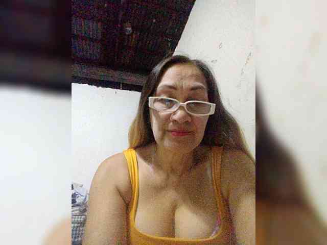 cherrywhite03 webcam