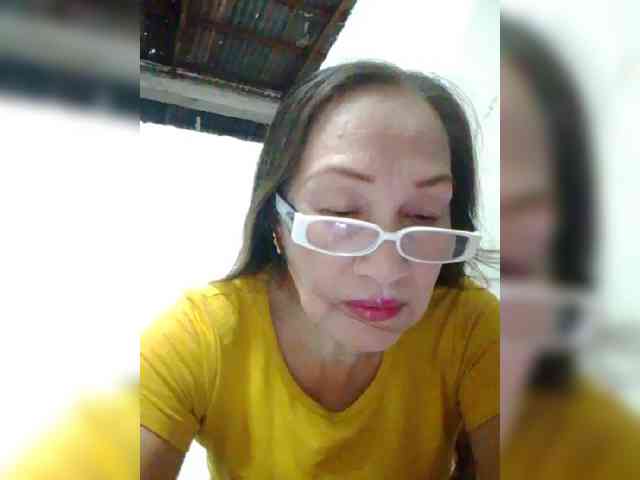 cherrywhite03 webcam