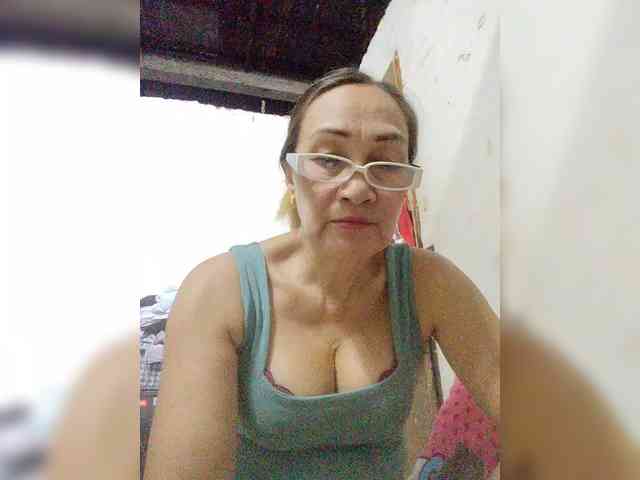 cherrywhite03 webcam