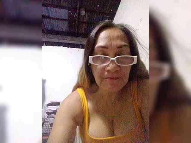 cherrywhite03 webcam