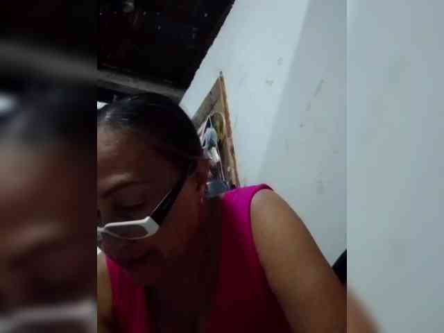 cherrywhite03 webcam